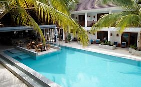 Casa Beach Hotel 
